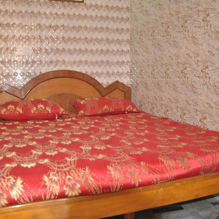 Hotel Pari Jalandhar Dış mekan fotoğraf